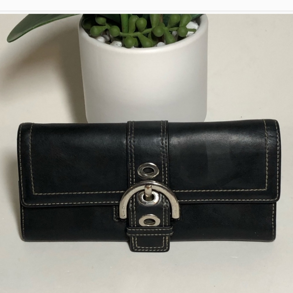 COACH Black Envelope Leather Wallet *AUTHENTIC*